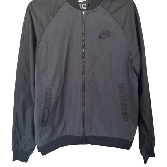 Nike Other - Nike Men's Dark Gray Windbreaker